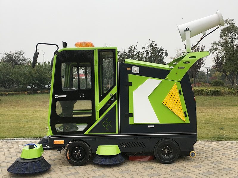 电动扫地车
